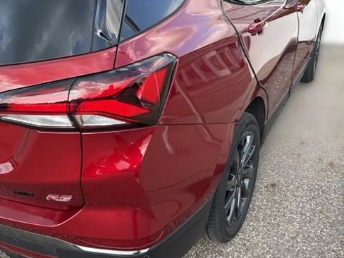 Used 2023 Chevrolet Equinox RS AWD/4WD image 4