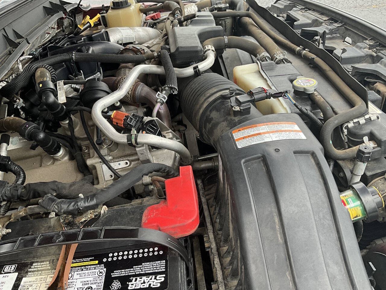 Used 2015 Ford F250 Lariat w/ Lariat Ultimate Package AWD/4WD image 51