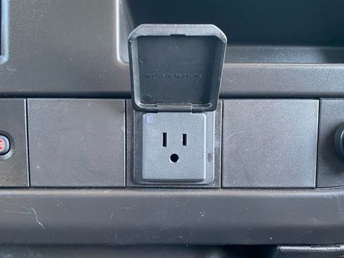 Used 2024 GMC Savana 2500 w/ Driver Convenience Package image 24