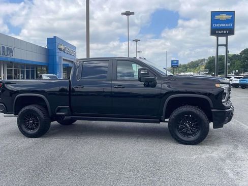 New 2026 Chevrolet Silverado 2500 ZR2 w/ LPO, Dark Essentials Package AWD/4WD image 2
