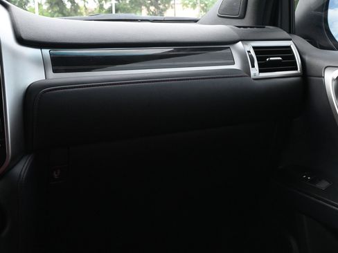 Used 2023 Lexus GX 460 Premium w/ Premium Package AWD/4WD image 9