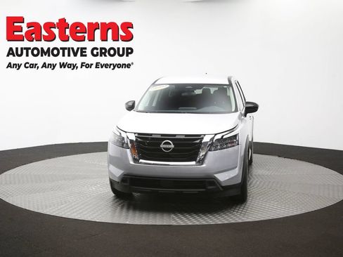 Used 2023 Nissan Pathfinder S AWD/4WD image 52
