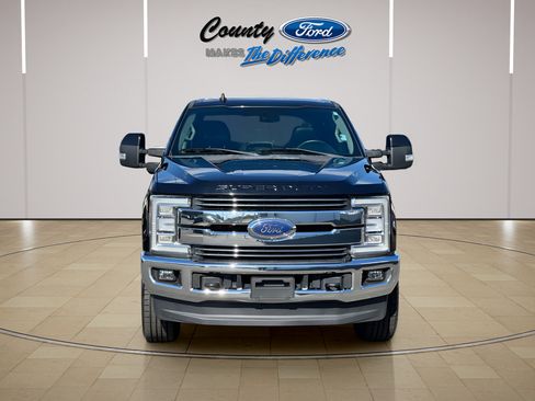 Used 2019 Ford F250 Lariat w/ Lariat Ultimate Package AWD/4WD image 12