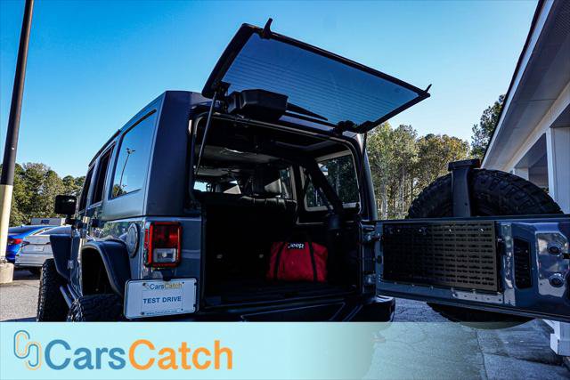 Used 2015 Jeep Wrangler Unlimited Rubicon AWD/4WD image 37