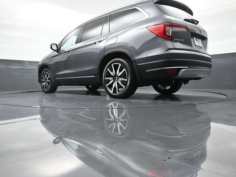 Certified 2022 Honda Pilot Touring image 35
