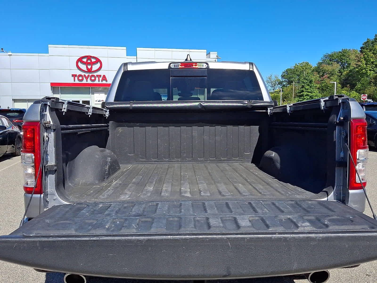 Used 2019 RAM 1500 Big Horn AWD/4WD image 31