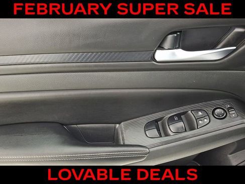 Used 2024 Nissan Altima 2.5 SV image 14