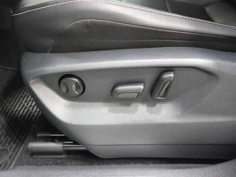 Used 2021 Volkswagen Tiguan SE R-Line image 14