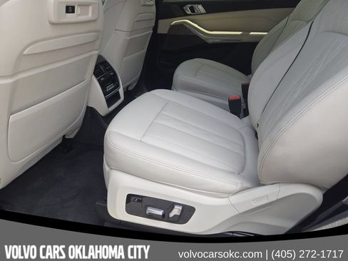Used 2021 BMW X7 M50i AWD/4WD image 34