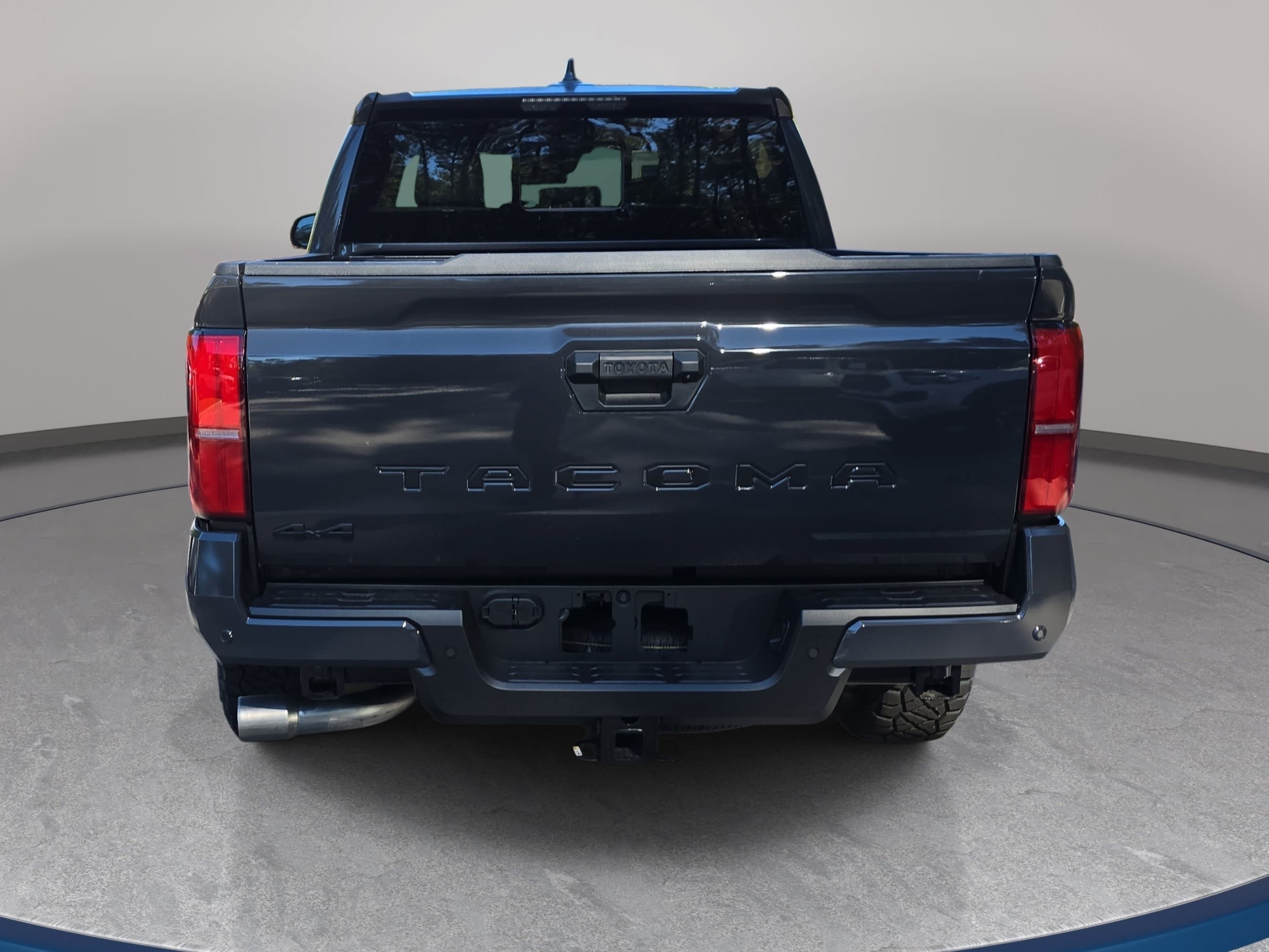 New 2026 Toyota Tacoma SR5 w/ SR5 Upgrade Package AWD/4WD image 6