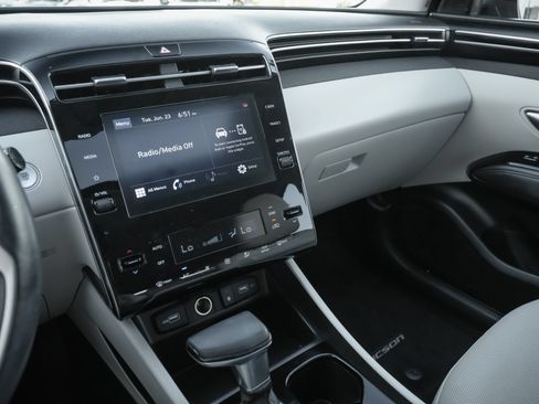 Used 2022 Hyundai Tucson SEL w/ Convenience + Premium Package FWD image 22
