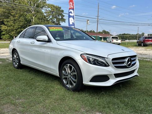 Used 2015 Mercedes-Benz C 300 4MATIC Sedan image 2