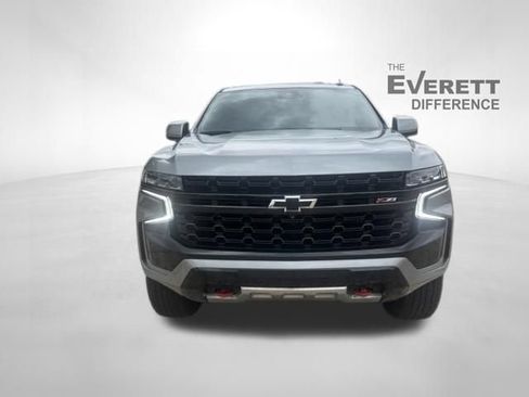 Used 2024 Chevrolet Tahoe Z71 w/ Luxury Package AWD/4WD image 2