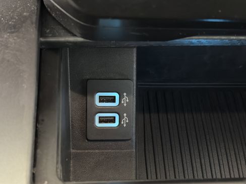 Used 2018 Ford F150 XLT w/ Equipment Group 302A Luxury image 28