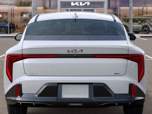 New 2025 Kia K4 GT-Line image 14