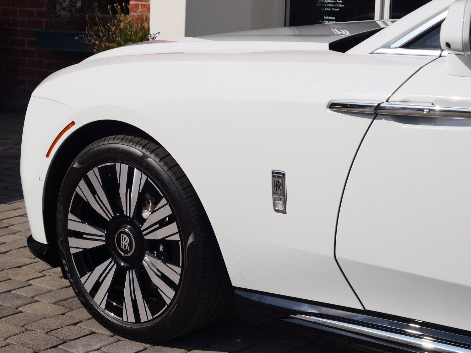 Certified 2025 Rolls-Royce Spectre w/ Spectre Launch Package AWD/4WD image 13