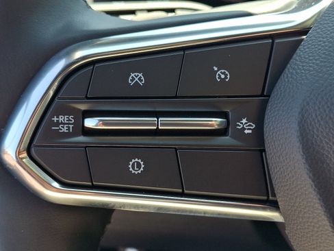 Used 2026 Chevrolet Equinox LT FWD image 22