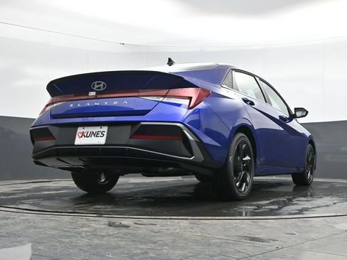 New 2026 Hyundai Elantra SEL Sport Premium FWD image 44