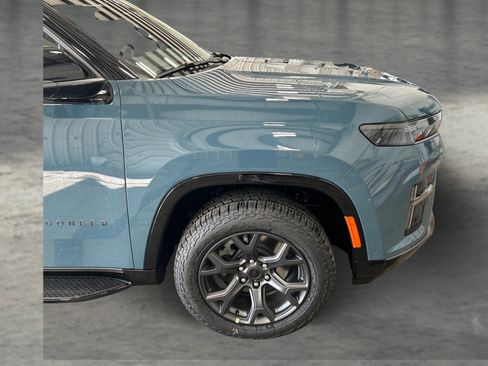 New 2026 Jeep Grand Wagoneer 4WD image 24
