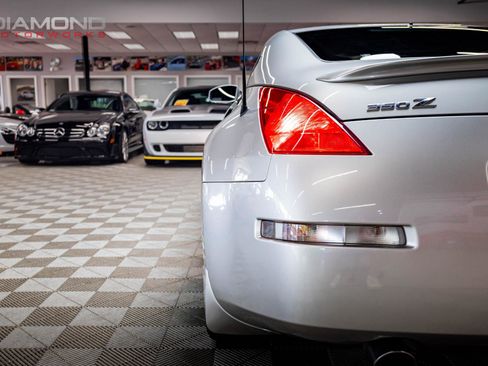 Used 2003 Nissan 350Z Track image 22