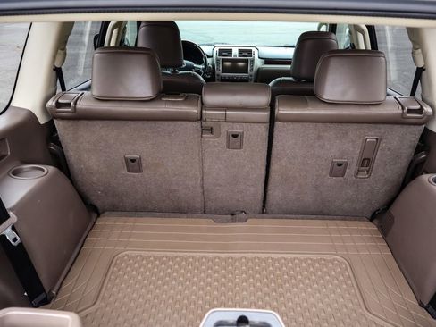 Used 2016 Lexus GX 460 Luxury image 36