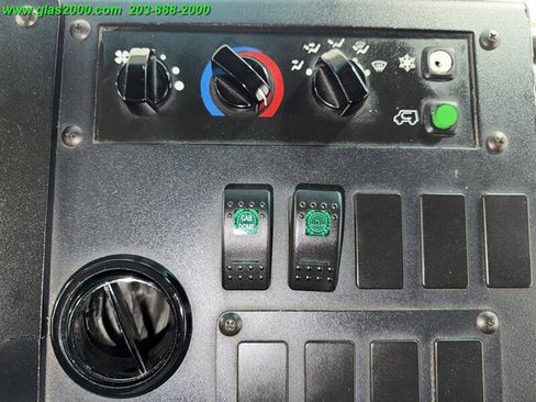 Used 2014 Ford E-350 and Econoline 350 Super Duty w/ A/C Prep Package RWD image 16