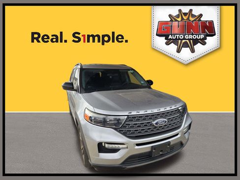 Used 2022 Ford Explorer XLT w/ Equipment Group 202A image 1