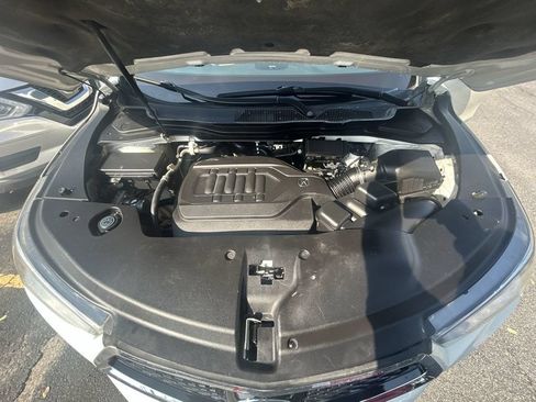 Used 2017 Acura MDX FWD image 11