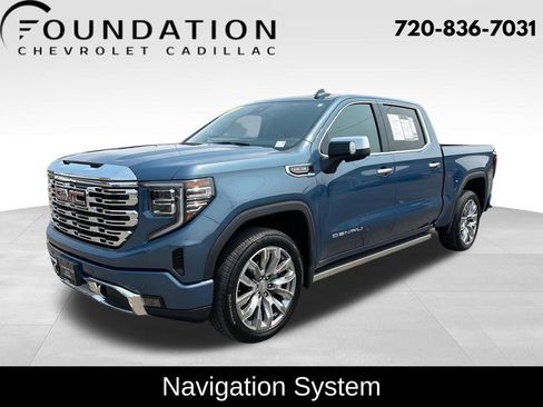 Used 2025 GMC Sierra 1500 Denali w/ Denali Reserve Package AWD/4WD image 1