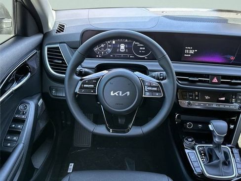 New 2026 Kia Seltos SX AWD/4WD image 32