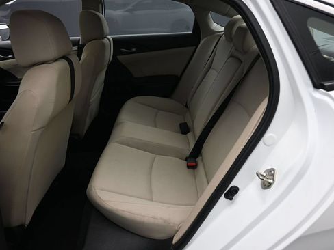 Used 2019 Honda Civic EX image 26