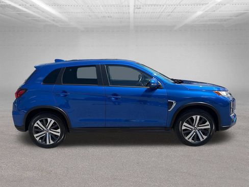 Used 2025 Mitsubishi Outlander Sport SE AWD/4WD image 6