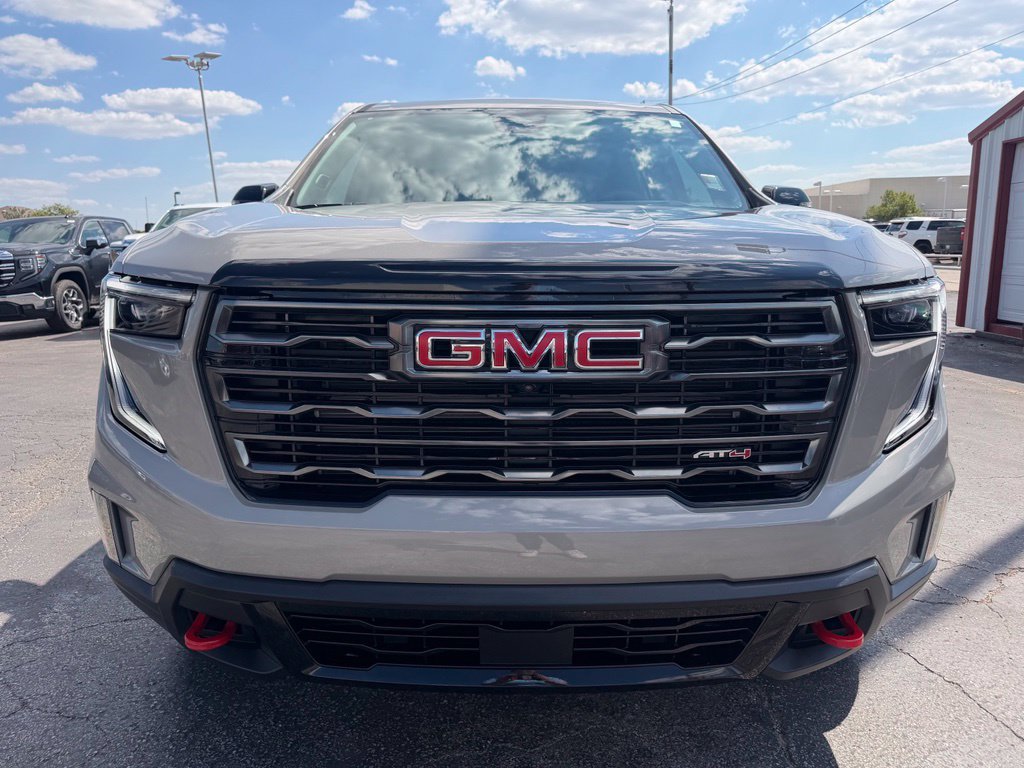 Used 2026 GMC Acadia AT4 w/ Luxury Package AWD/4WD image 8