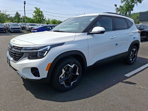 New 2026 Kia Seltos EX AWD/4WD image 3