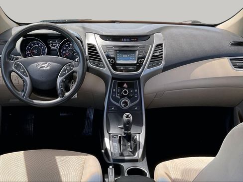 Used 2014 Hyundai Elantra SE w/ Option Group 02 FWD image 15