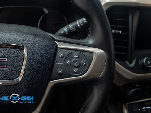 Used 2020 GMC Acadia Denali w/ Denali Ultimate Package image 15