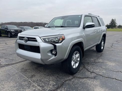 Used 2023 Toyota 4Runner SR5 Premium image 7