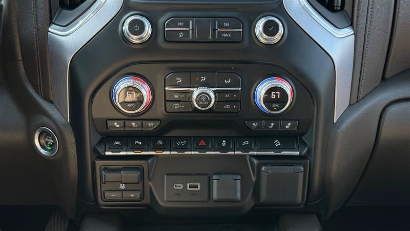Used 2020 GMC Sierra 1500 SLT w/ SLT Premium Plus Package AWD/4WD image 29
