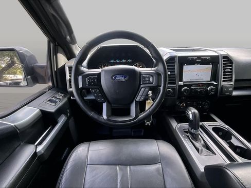 Used 2017 Ford F150 XLT w/ Equipment Group 302A Luxury AWD/4WD image 6