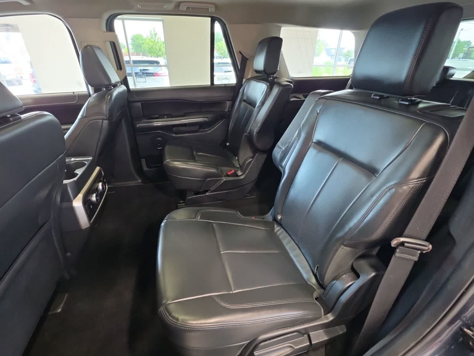 Used 2022 Ford Expedition XLT AWD/4WD image 35