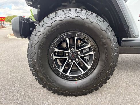 New 2026 Jeep Wrangler Unlimited Rubicon AWD/4WD image 16