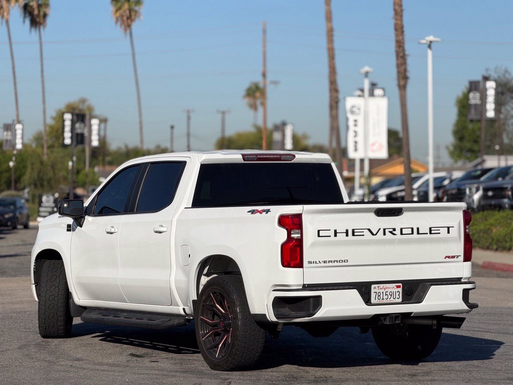 Used 2023 Chevrolet Silverado 1500 RST AWD/4WD image 2