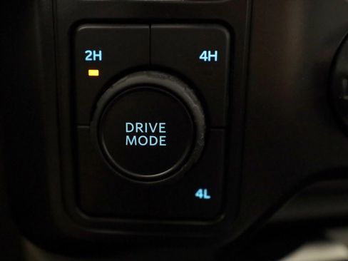 Used 2025 Ford F450 Platinum w/ Platinum Plus Package image 35