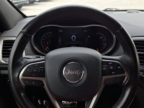 Used 2020 Jeep Grand Cherokee Laredo w/ Laredo X Package AWD/4WD image 20