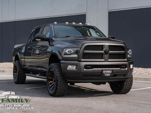 Used 2017 RAM 2500 Laramie w/ Sport Appearance Group AWD/4WD image 17