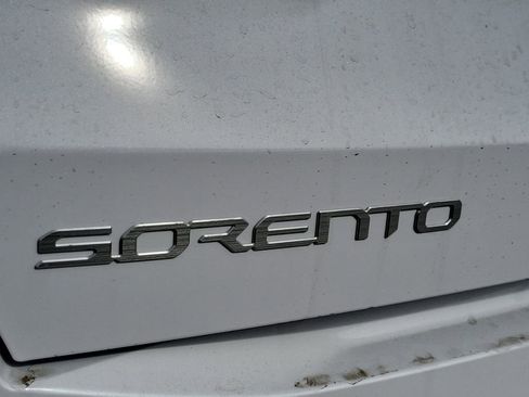 New 2026 Kia Sorento S AWD/4WD image 11