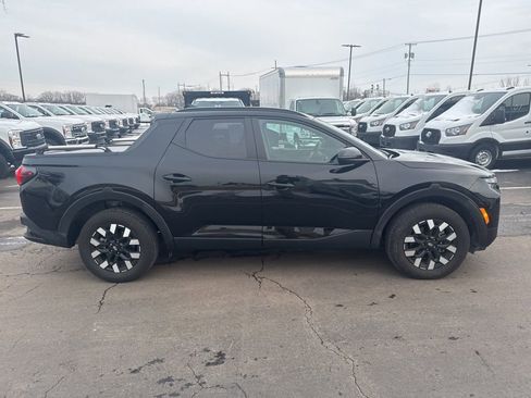 Used 2025 Hyundai Santa Cruz SEL image 9