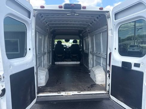 Used 2023 RAM ProMaster 2500 FWD image 13
