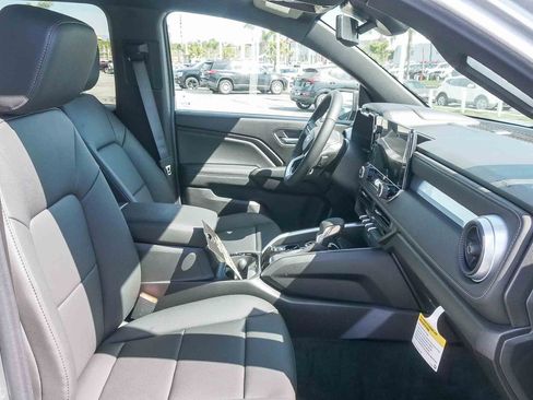 New 2026 Chevrolet Colorado LT w/ LT Convenience Package image 16