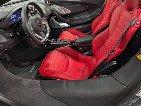 Used 2025 McLaren GTS image 6